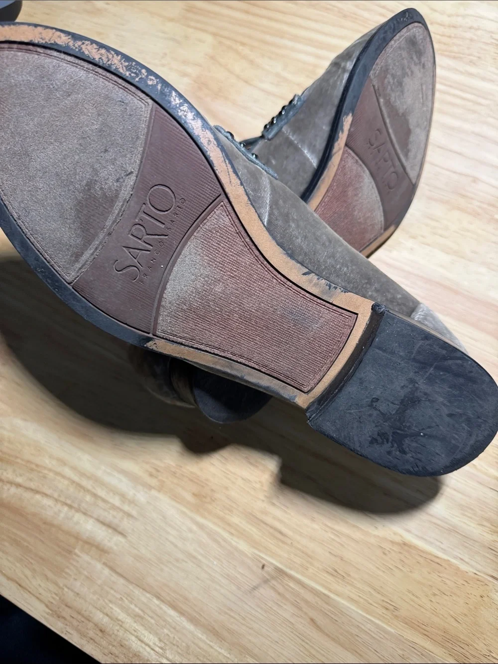 Franco Sarto Women's A-Johanna Grey velvet Sz 10M